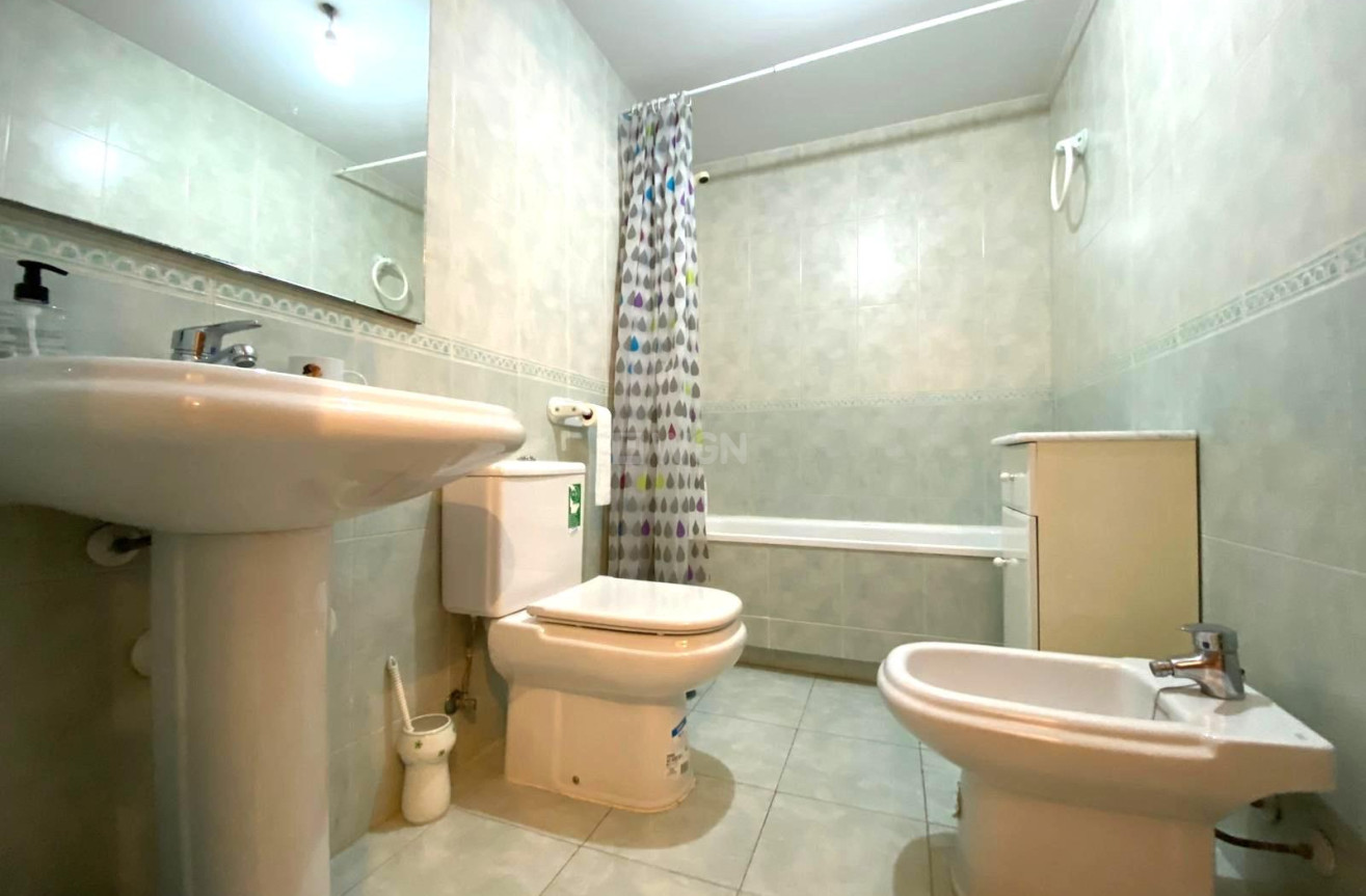 Resale - Apartment / flat - Alicante - Costa Blanca