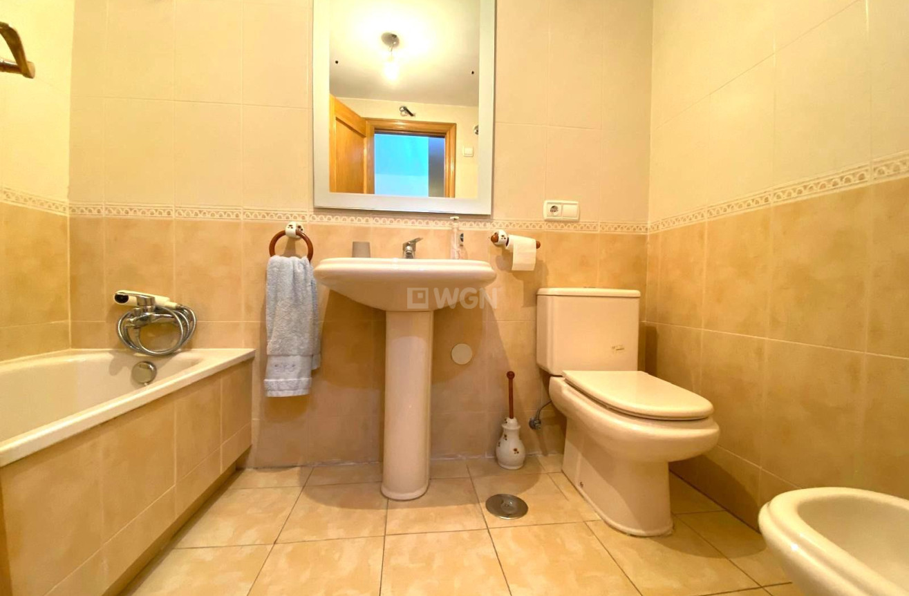 Resale - Apartment / flat - Alicante - Costa Blanca