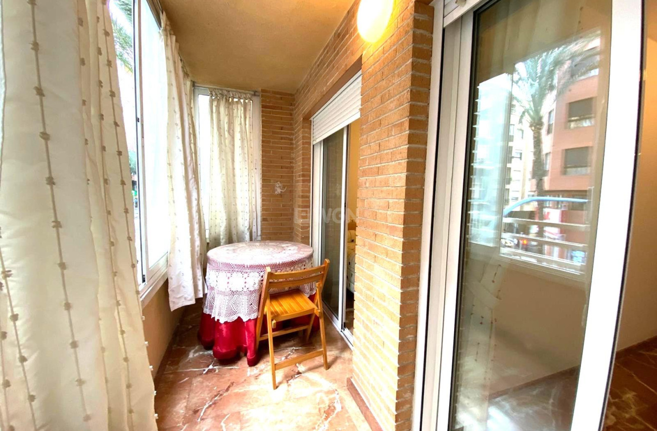 Resale - Apartment / flat - Alicante - Costa Blanca