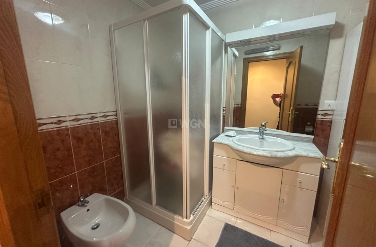 Resale - Apartment / flat - Alicante - Costa Blanca