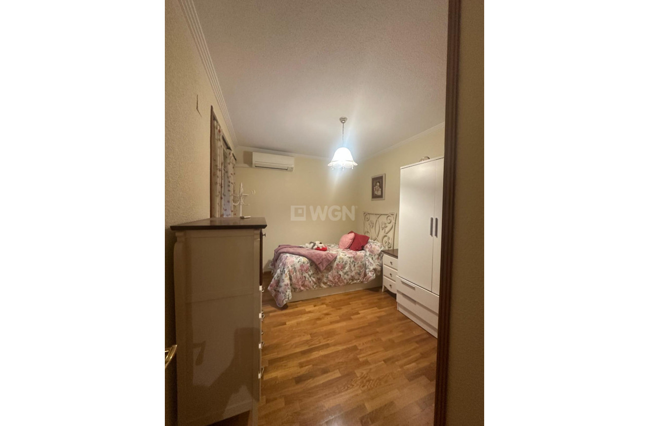 Resale - Apartment / flat - Alicante - Costa Blanca