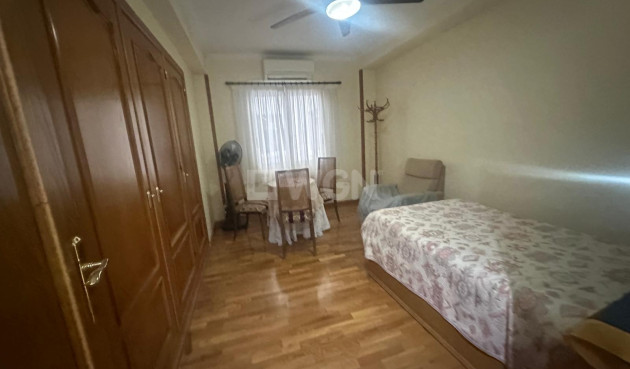 Resale - Apartment / flat - Alicante - Costa Blanca