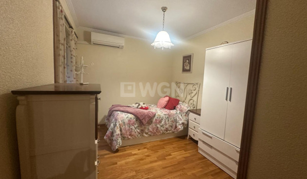 Resale - Apartment / flat - Alicante - Costa Blanca