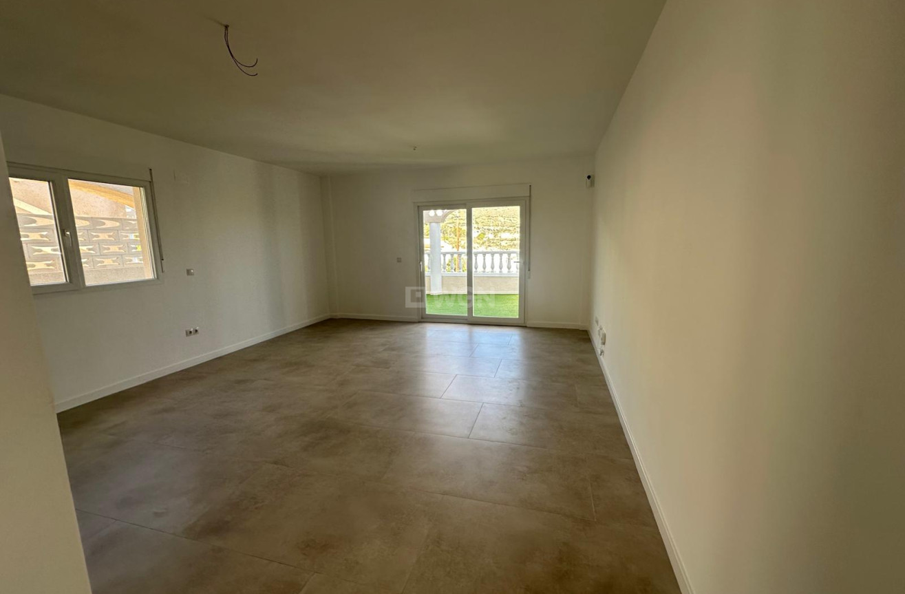 Resale - Villa - El Campello - Costa Blanca