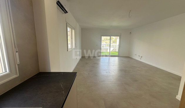 Resale - Villa - El Campello - Costa Blanca