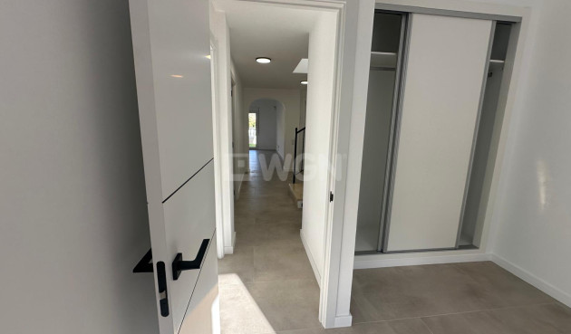 Resale - Villa - El Campello - Costa Blanca