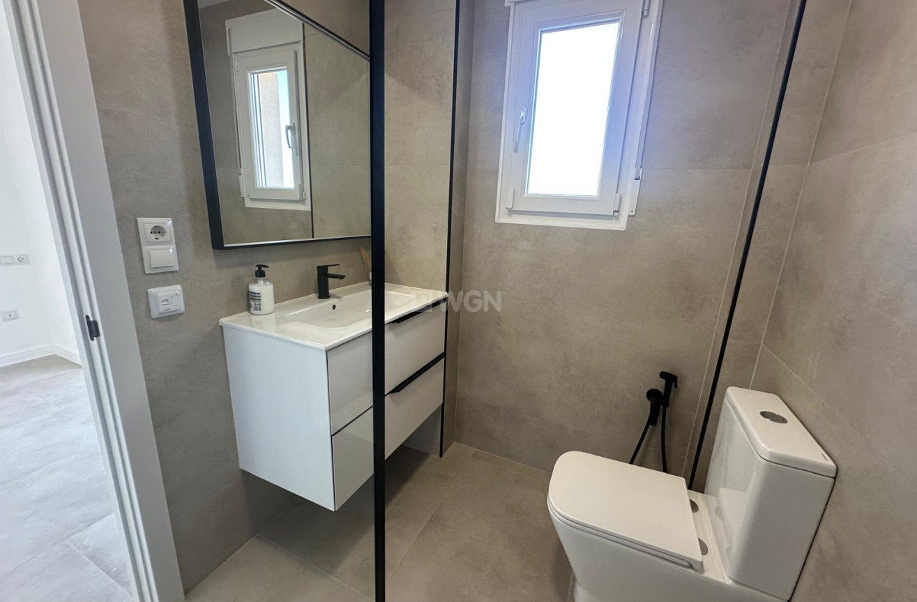 Resale - Villa - El Campello - Costa Blanca