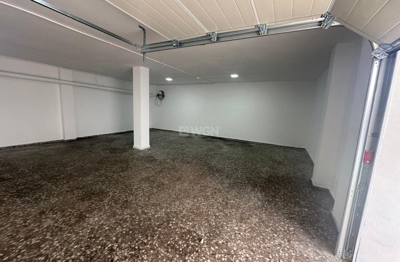 Resale - Villa - El Campello - Costa Blanca