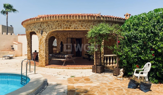 Resale - Villa - Torrevieja - Costa Blanca