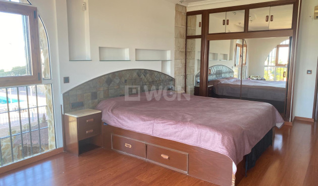 Resale - Villa - Torrevieja - Costa Blanca