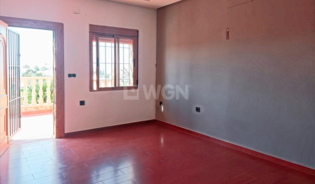 Resale - Villa - Torrevieja - Costa Blanca