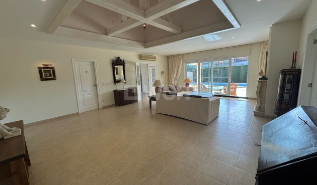 Resale - Villa - Orihuela Costa - Costa Blanca