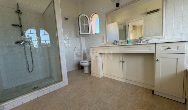 Resale - Villa - Orihuela Costa - Costa Blanca