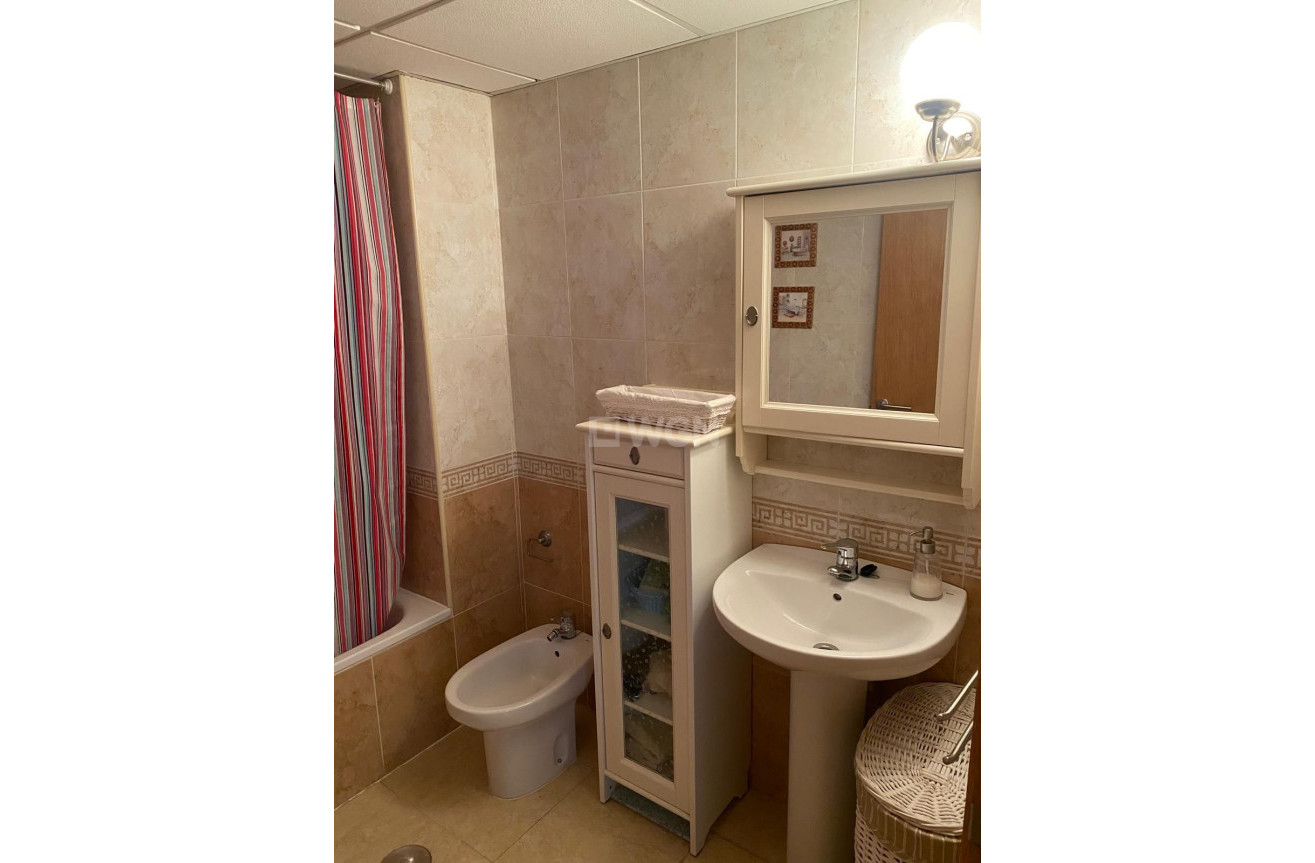 Resale - Apartment / flat - Guardamar del Segura - Costa Blanca