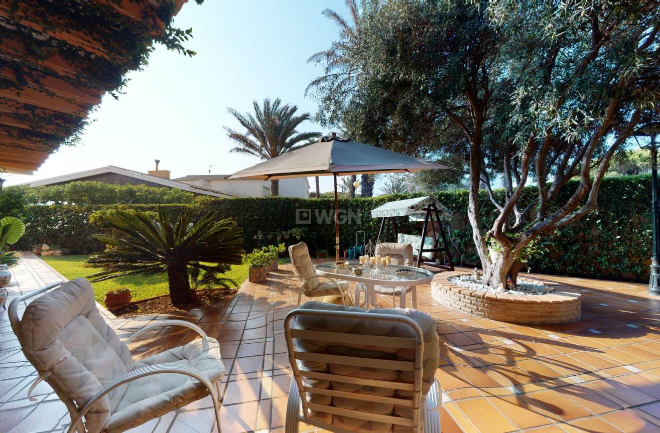 Resale - Villa - Orihuela Costa - Costa Blanca