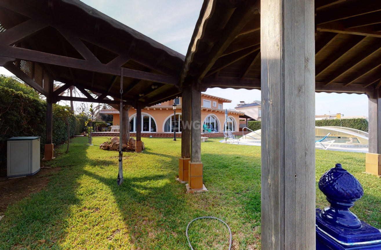 Resale - Villa - Orihuela Costa - Costa Blanca