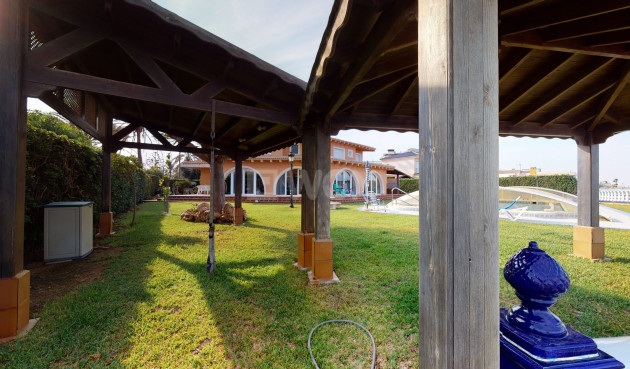 Resale - Villa - Orihuela Costa - Costa Blanca