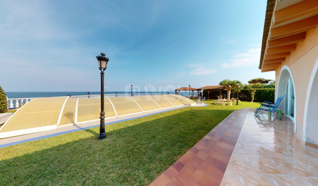 Resale - Villa - Orihuela Costa - Costa Blanca