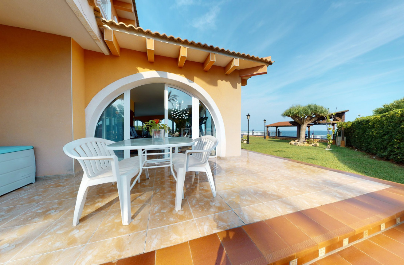 Resale - Villa - Orihuela Costa - Costa Blanca