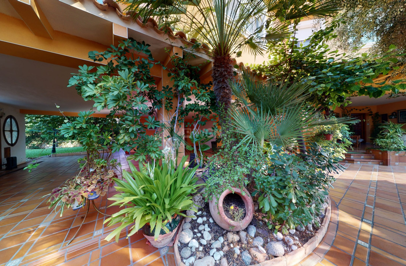 Resale - Villa - Orihuela Costa - Costa Blanca