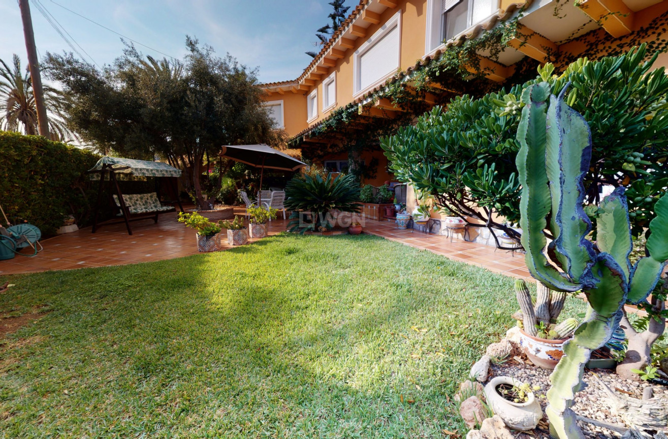 Resale - Villa - Orihuela Costa - Costa Blanca