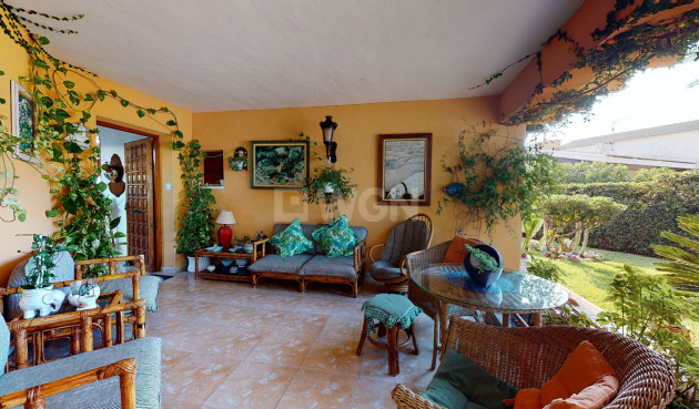 Resale - Villa - Orihuela Costa - Costa Blanca
