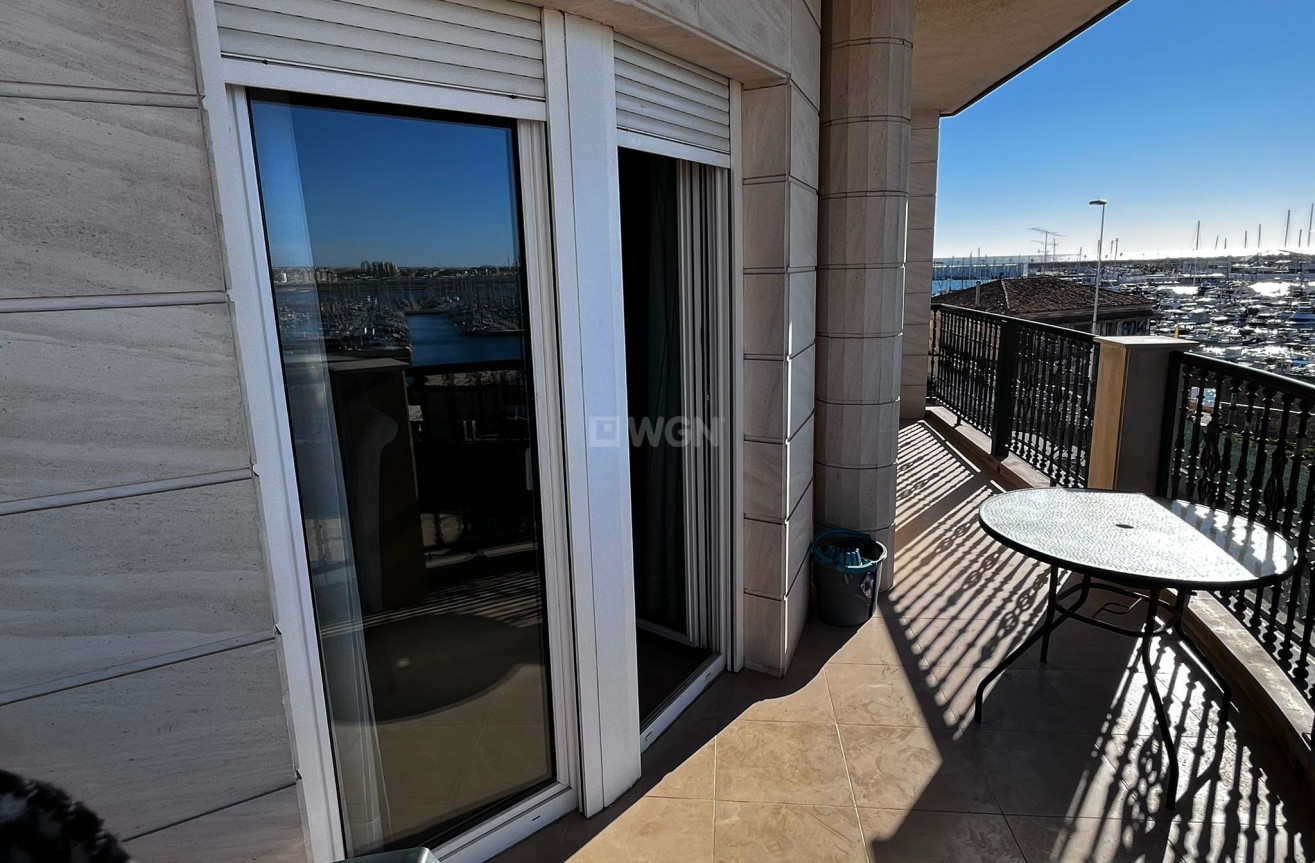 Resale - Apartment / flat - Torrevieja - Costa Blanca