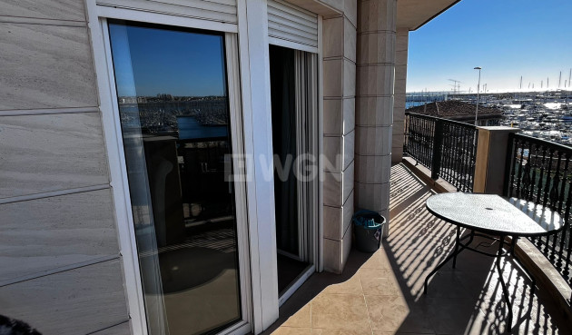 Resale - Apartment / flat - Torrevieja - Costa Blanca