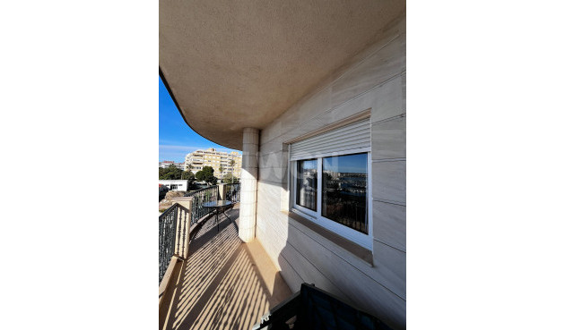 Resale - Apartment / flat - Torrevieja - Costa Blanca