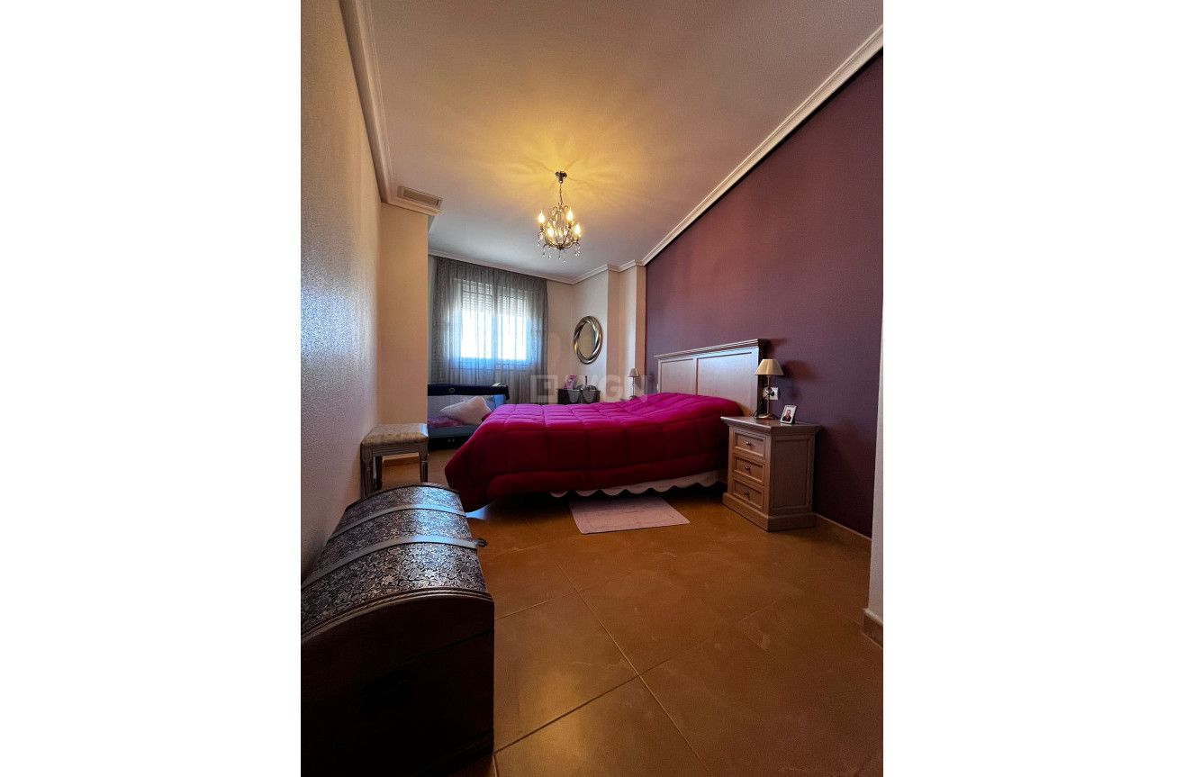 Resale - Apartment / flat - Torrevieja - Costa Blanca