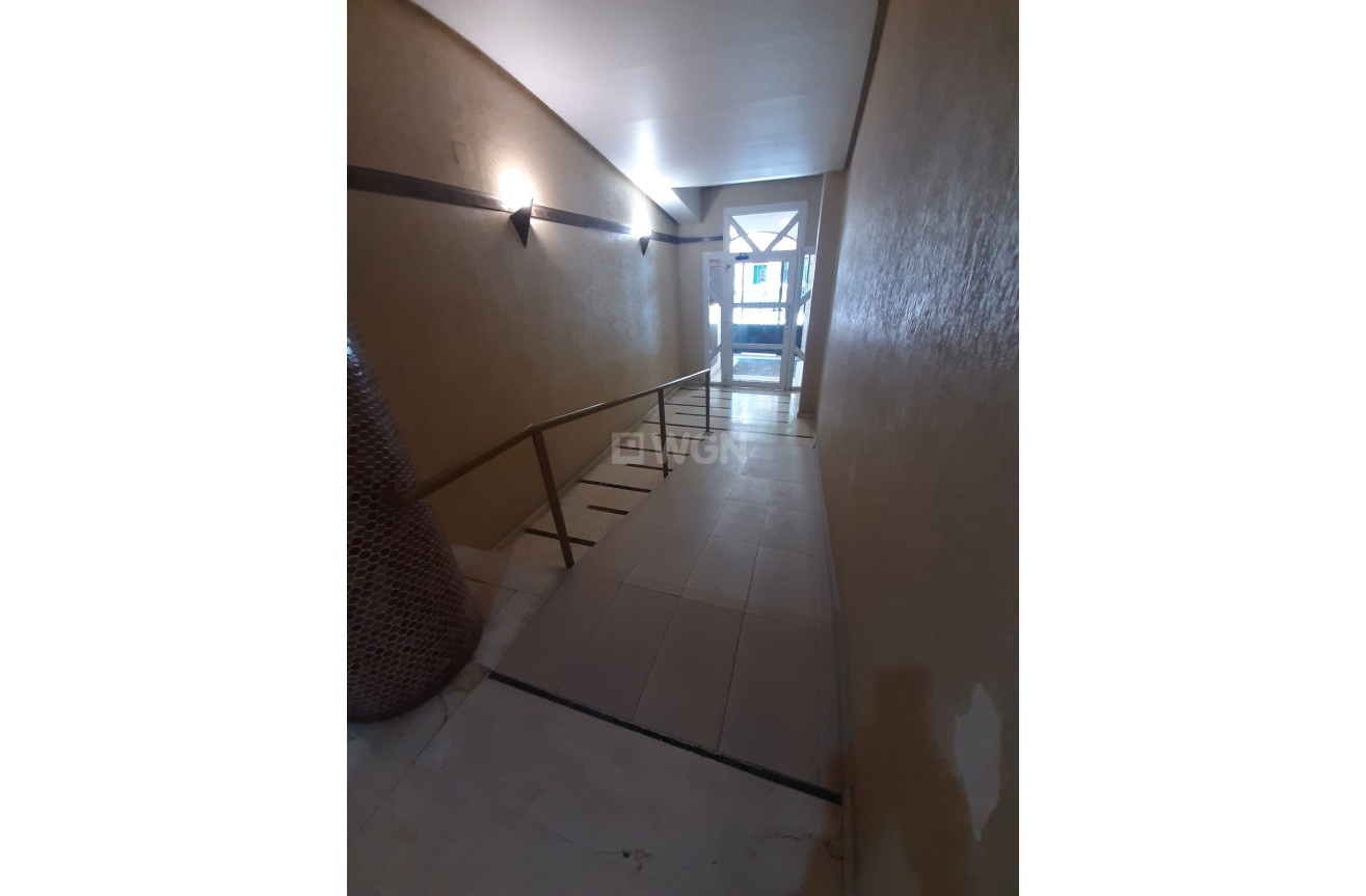 Resale - Apartment / flat - Torrevieja - Costa Blanca