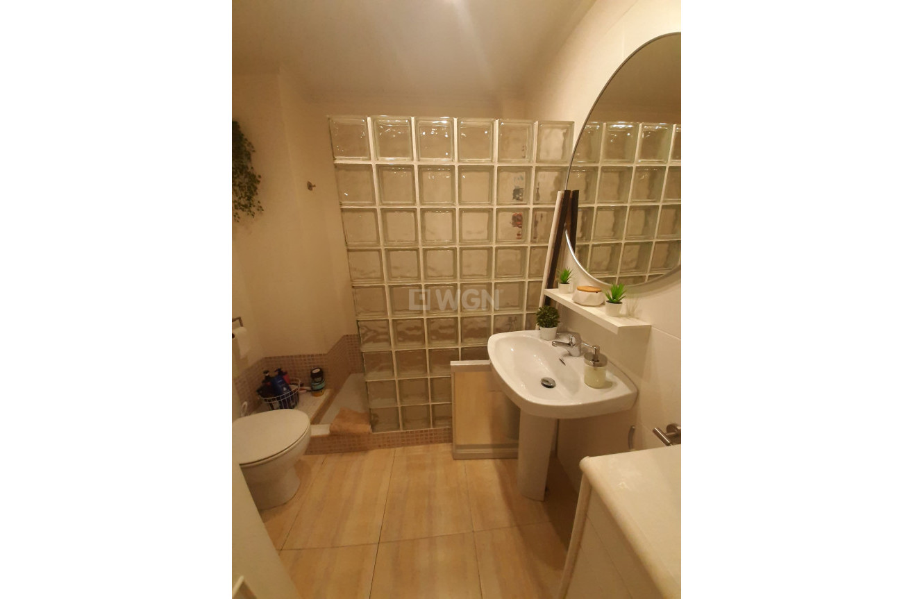 Resale - Apartment / flat - Torrevieja - Costa Blanca