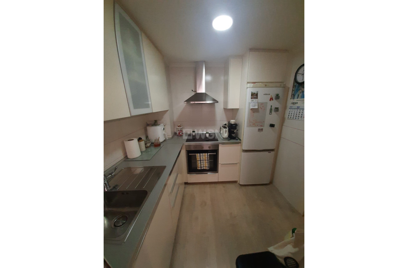 Resale - Apartment / flat - Torrevieja - Costa Blanca