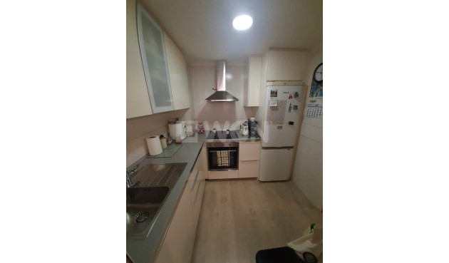 Resale - Apartment / flat - Torrevieja - Costa Blanca