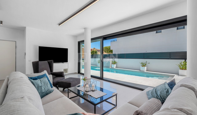 Resale - Villa - Guardamar del Segura - Costa Blanca