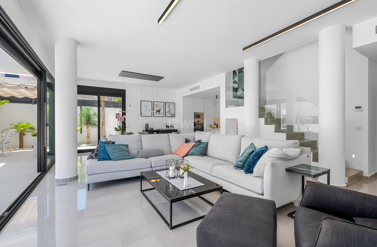 Resale - Villa - Guardamar del Segura - Costa Blanca