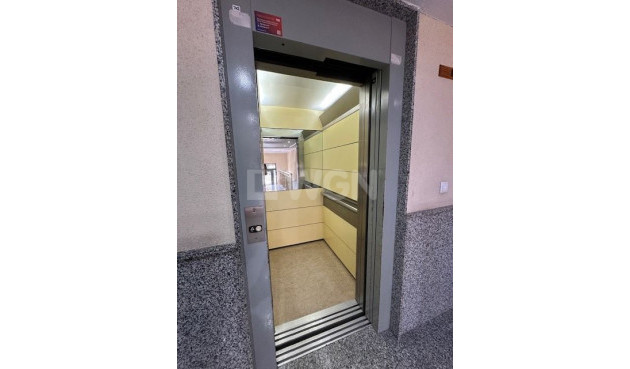 Reventa - Apartamento / piso - Torrevieja - Costa Blanca