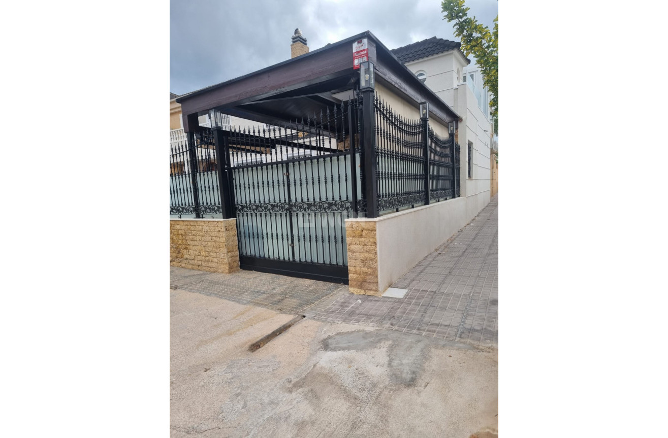 Resale - Townhouse - Orihuela Costa - Costa Blanca