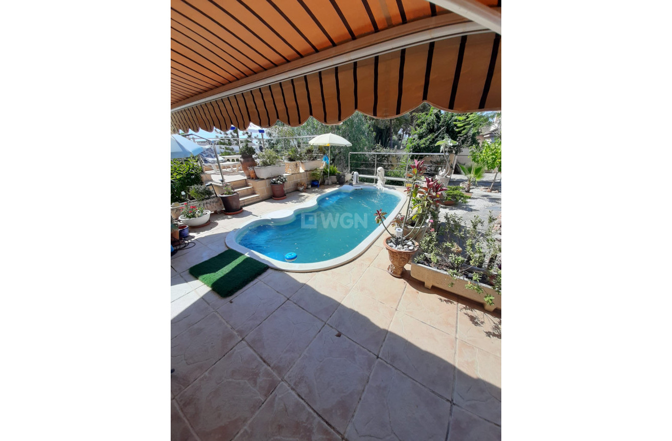 Resale - Villa - Orihuela Costa - Costa Blanca