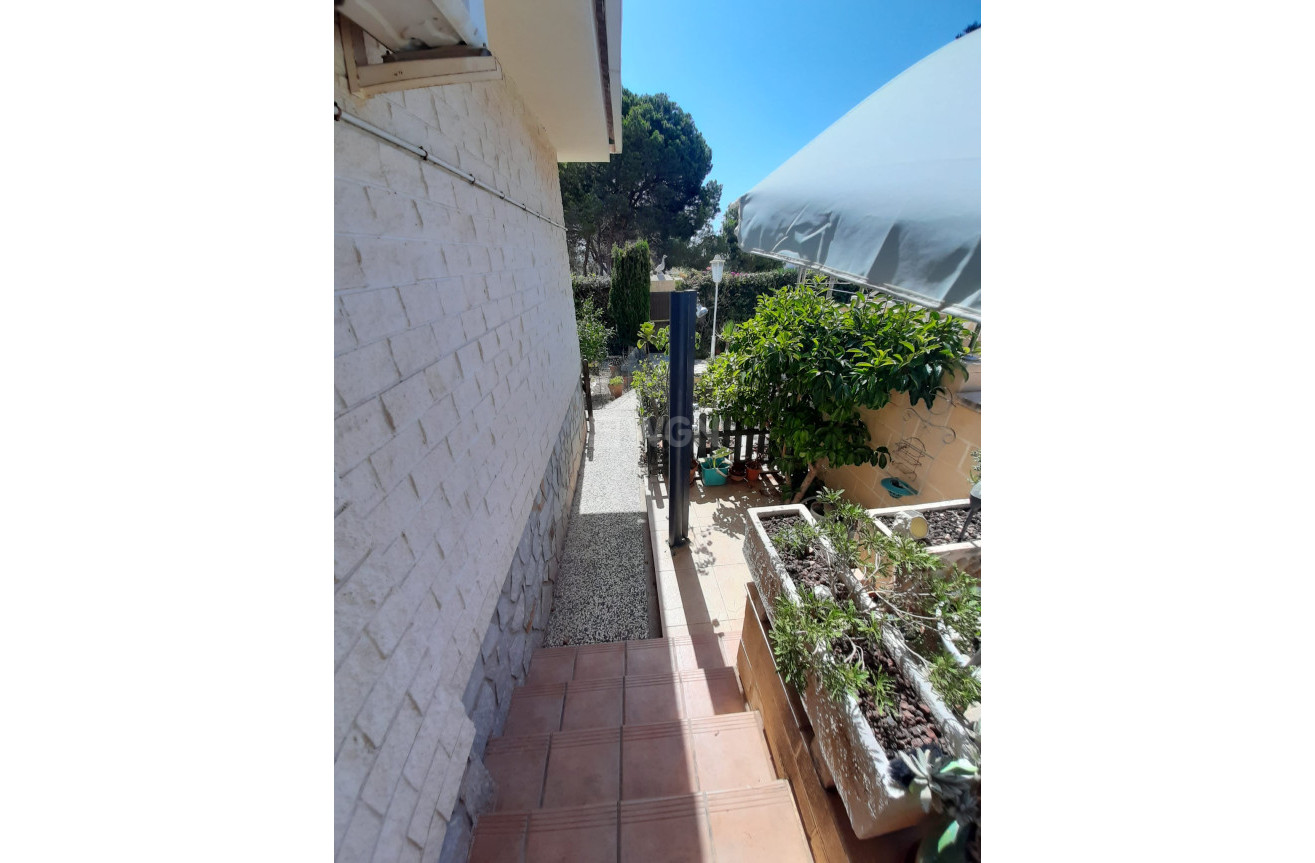 Resale - Villa - Orihuela Costa - Costa Blanca