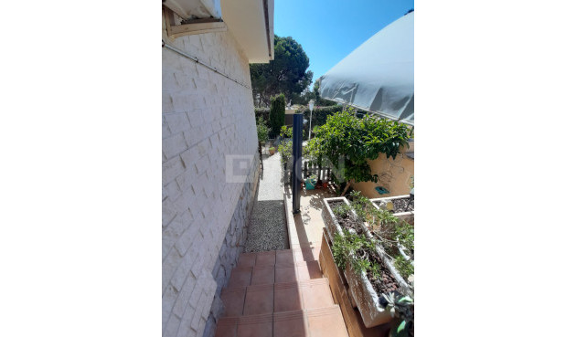 Resale - Villa - Orihuela Costa - Costa Blanca