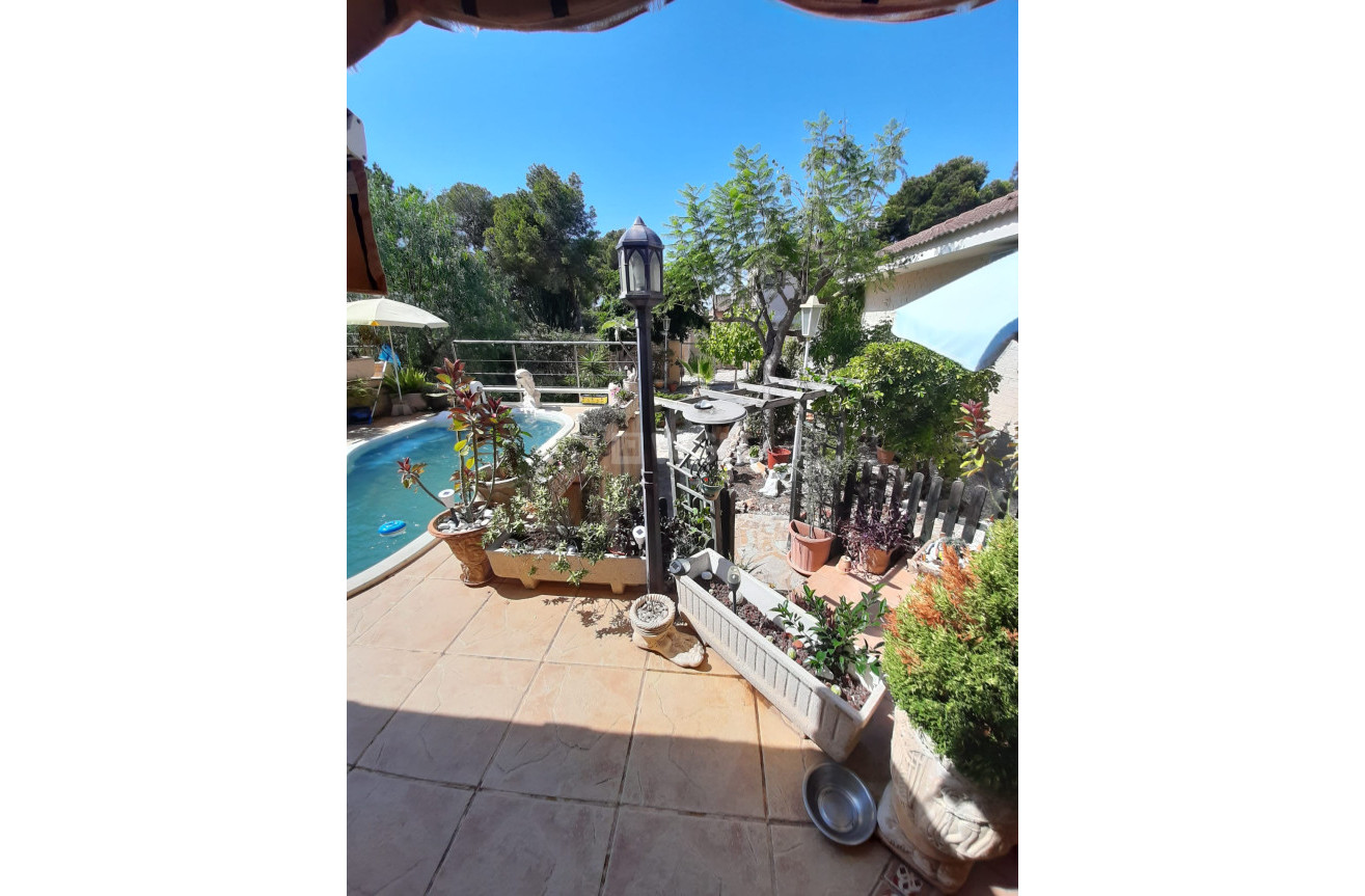 Resale - Villa - Orihuela Costa - Costa Blanca