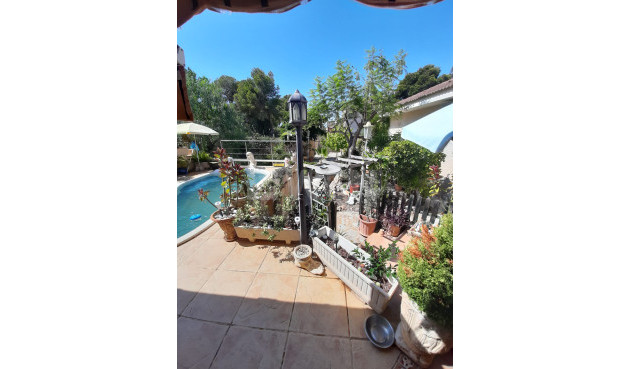 Resale - Villa - Orihuela Costa - Costa Blanca