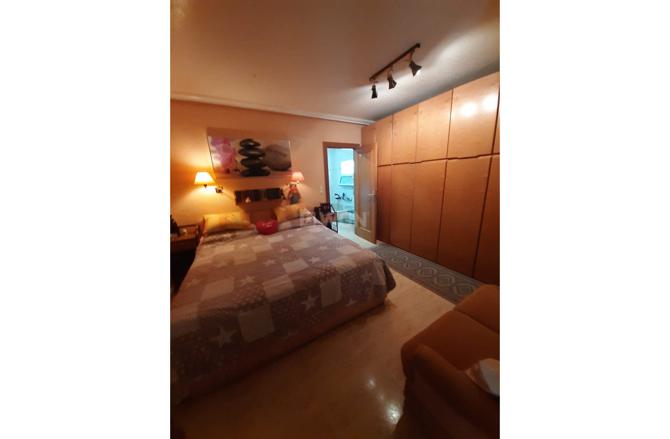 Resale - Villa - Orihuela Costa - Costa Blanca