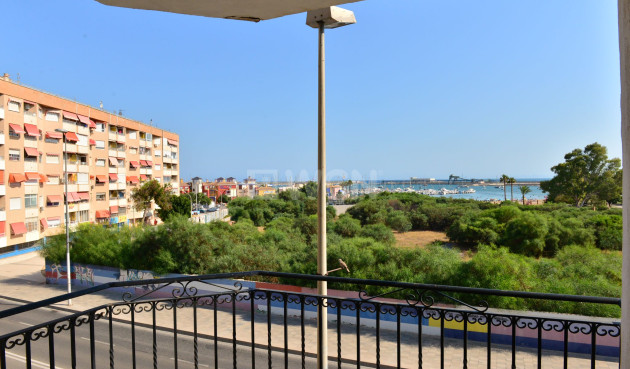 Resale - Apartment / flat - Torrevieja - Costa Blanca