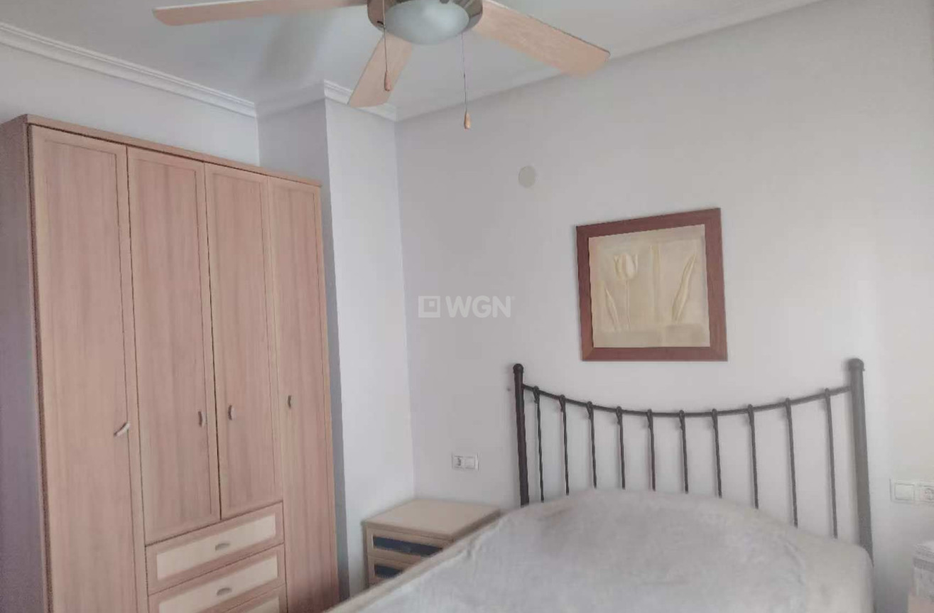 Resale - Apartment / flat - Torrevieja - Costa Blanca