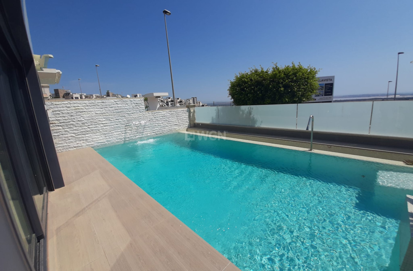 Resale - Villa - San Miguel de Salinas - Inland