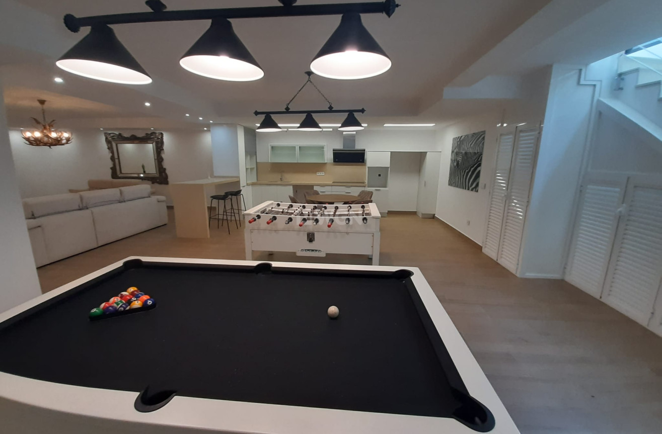 Resale - Villa - San Miguel de Salinas - Inland