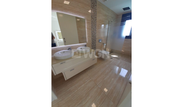 Resale - Villa - San Miguel de Salinas - Inland