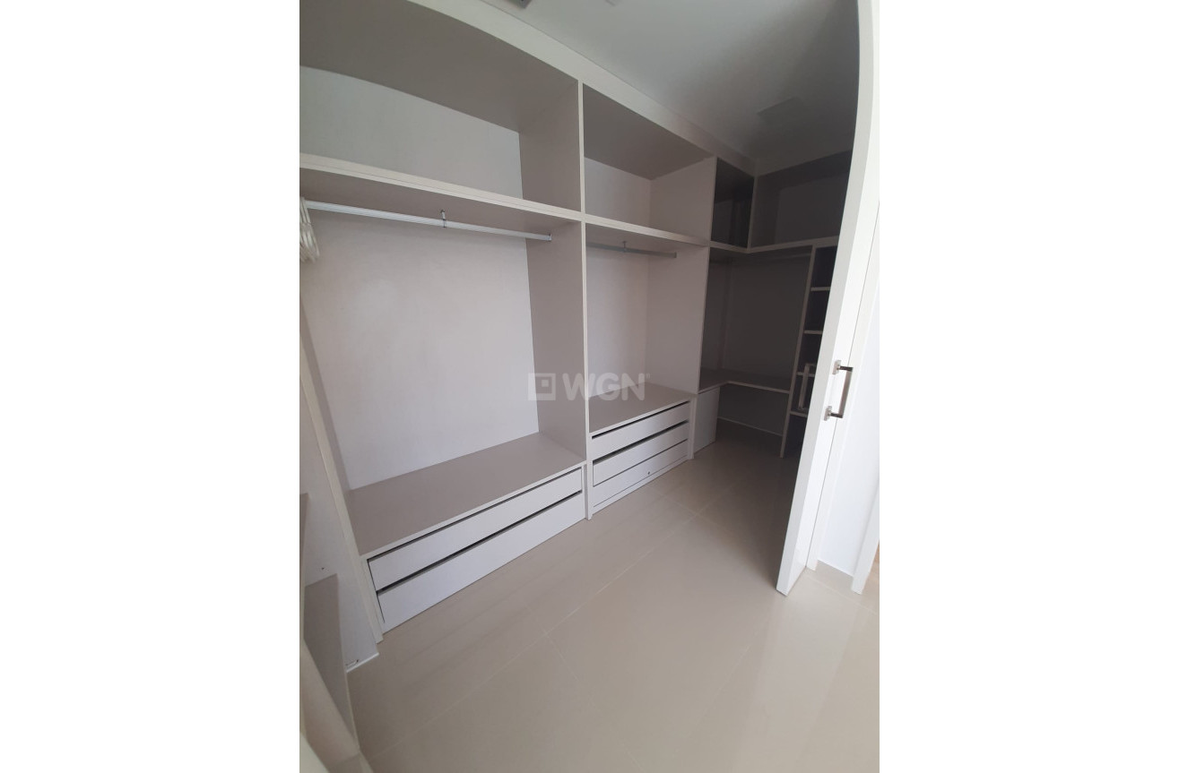 Resale - Villa - San Miguel de Salinas - Inland